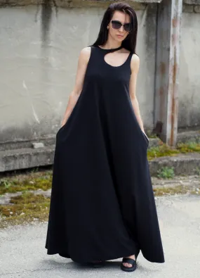 a Black Maxi dress/Summer maxi dress/oversized dress