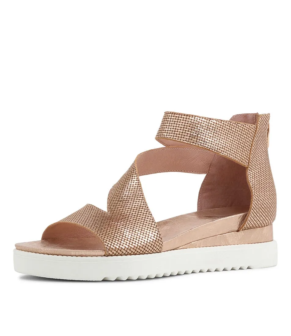 DJANGO & JULIETTE Adabela Rose Gold Cut Leather Sandals Ws