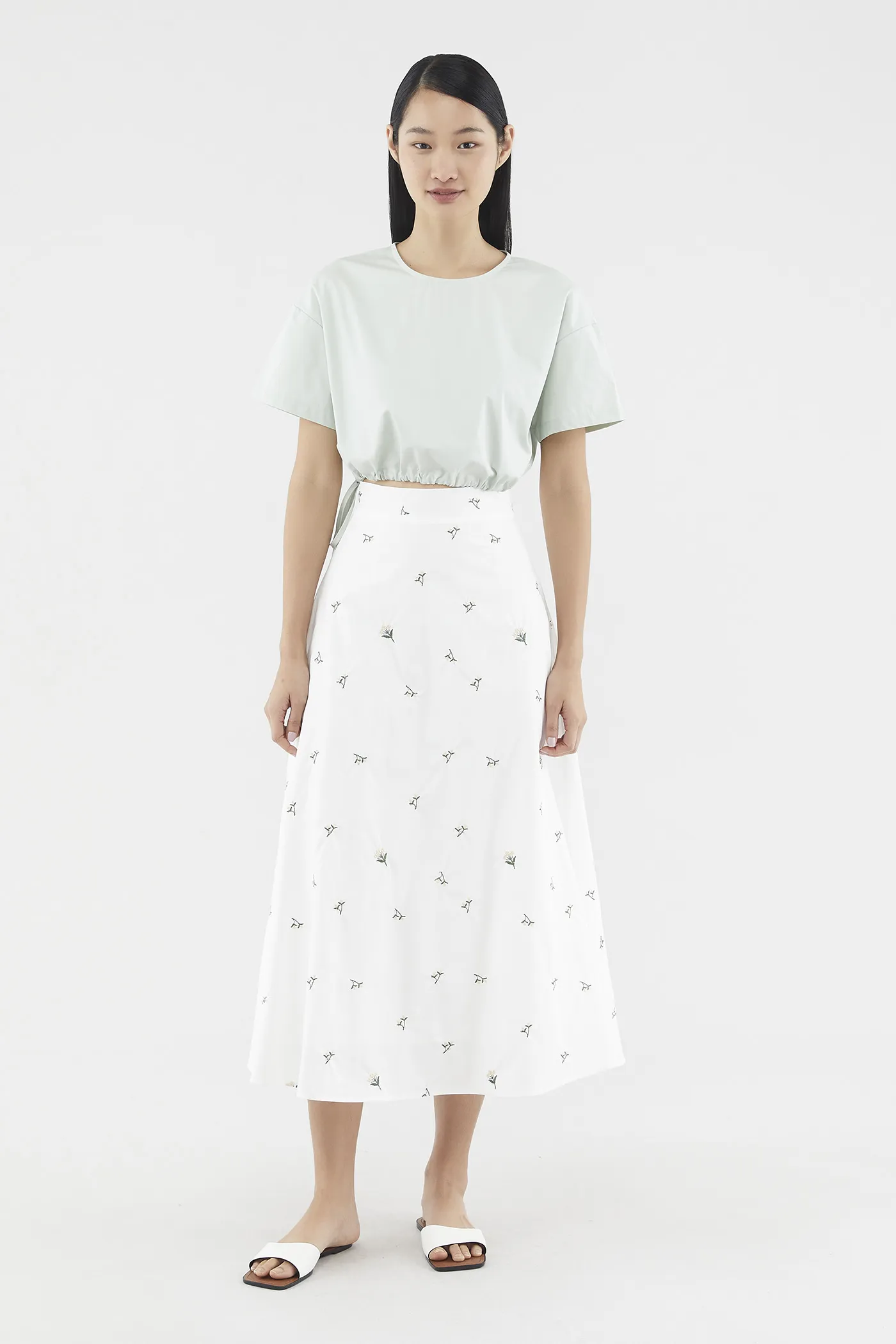 Elisya Broderie Midi Skirt 