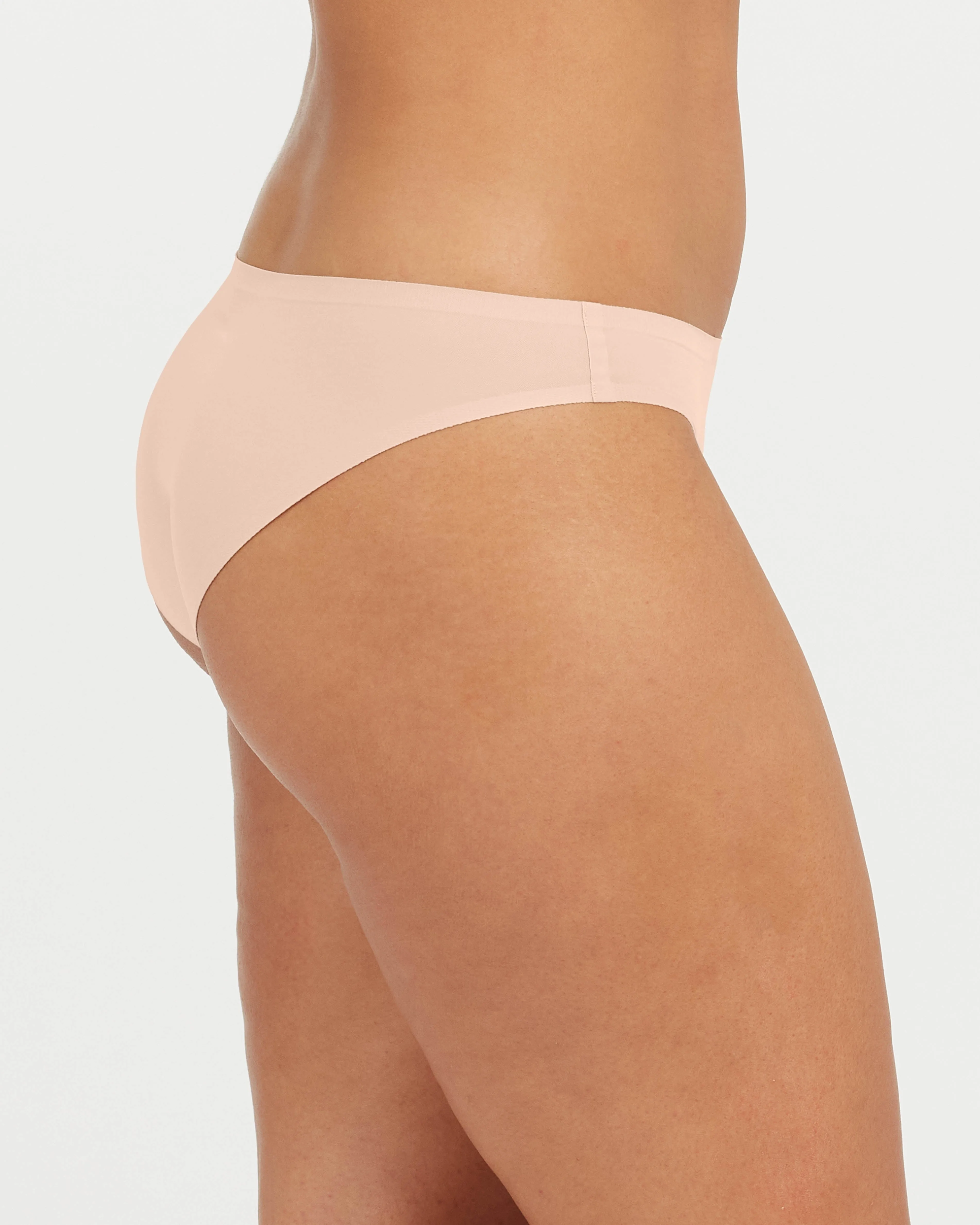 Fit-to-You Superlight Smoothing Bikini