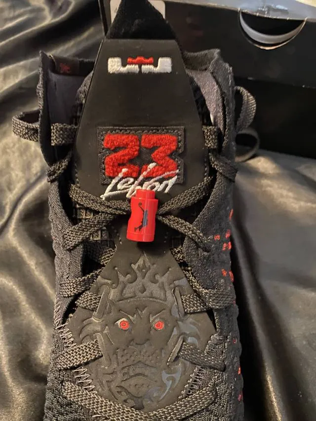 Nike LeBron 17 Infrared