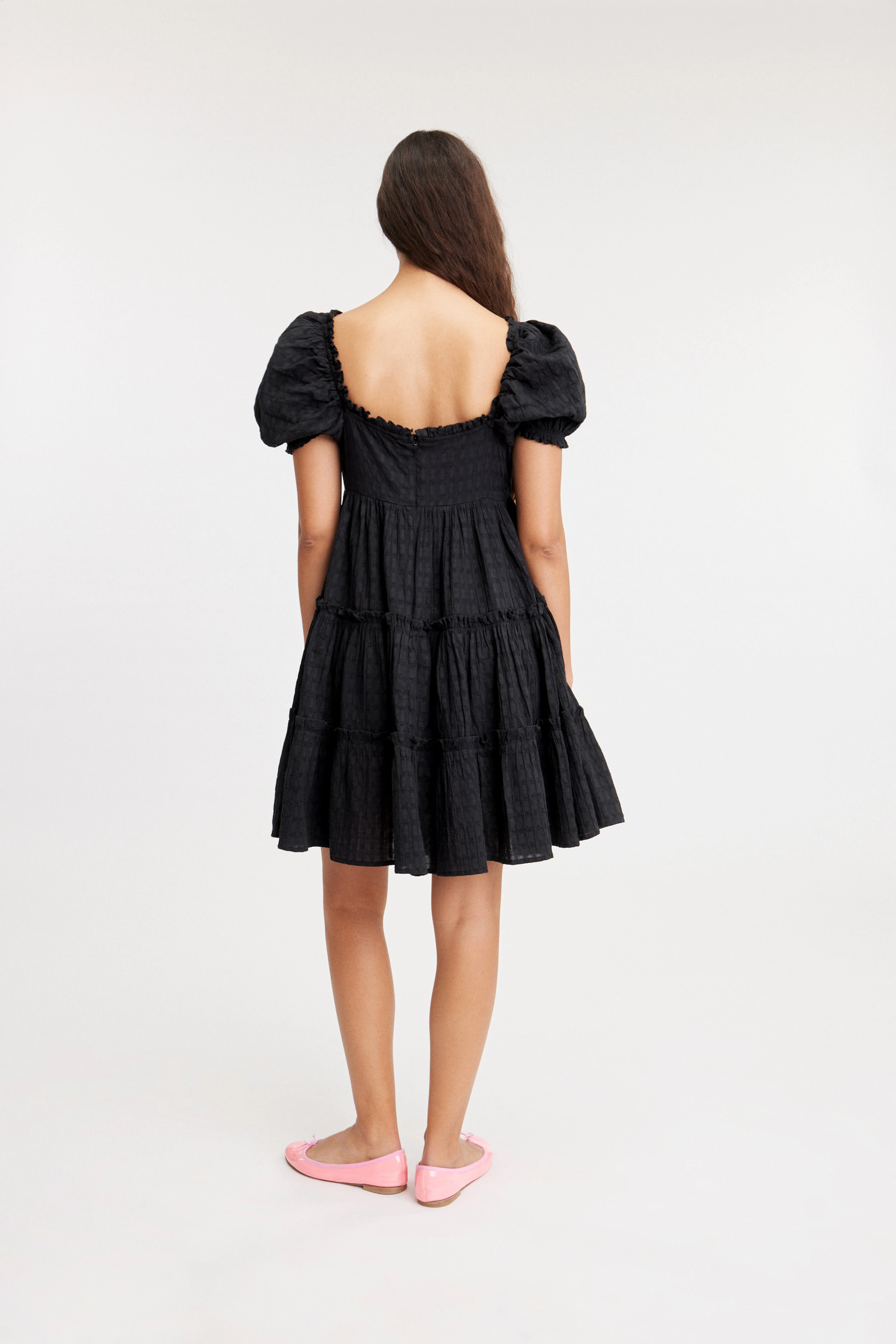 Short Puffy Babydoll Dress - Short sleeve - Short - Black - Ladies | H&M GB